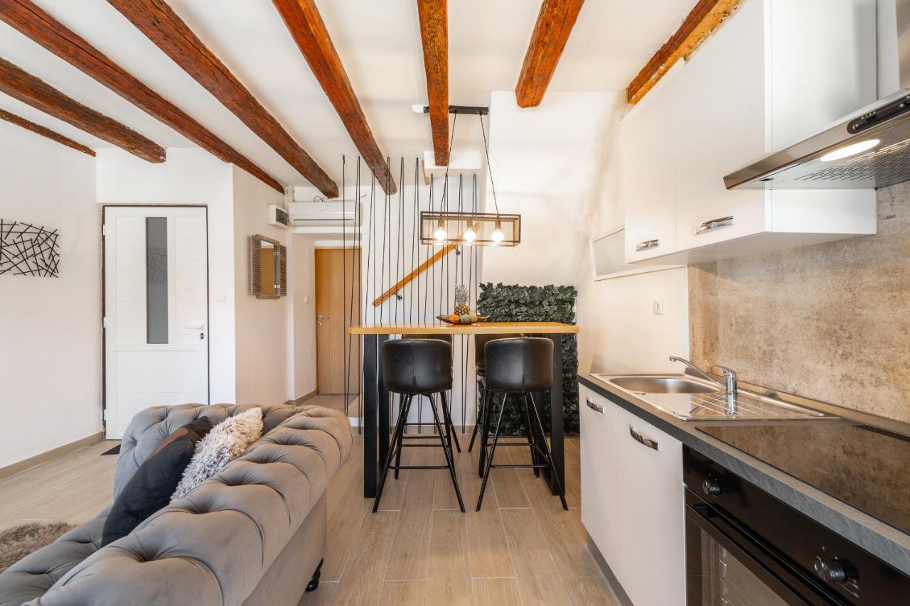 Apartment Toma Vela Luka Bagian luar foto